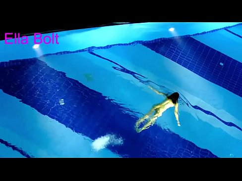 ❤️ Ich kann nicht aufhören zuzusehen, junge Blondine beim Nacktschwimmen im Pool des ELLA BOLT Resorts erwischt ️❌ Just porn bei de.com-porn-mz.ru ﹏